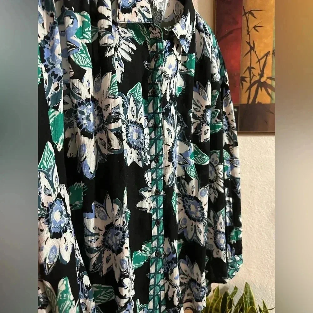 Free People floral button down shirt size S
